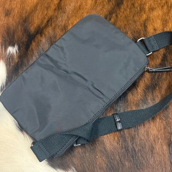 The Sak Esperato Black Nylon Belt Bag Fanny Pack Waist Bag - Picture 6 of 6